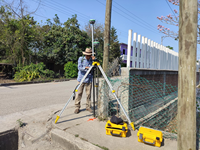 SMA26PRO RTK GNSS NOAA Rover&Base Sistem Survei RTK GNSS dengan Pengumpul Data Genggam, Kompensasi Kemiringan, 4G WIFI Bluetooth