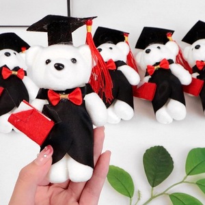 Orsetto di peluche per la laurea, 14 cm, in peluche corto, con toga da laureato, regalo per studenti delle scuole medie e superiori - Product Image 1