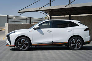 El mejor Dongfeng forthing <span class=keywords><strong>FRIDAY</strong></span> 4 ruedas 5 asientos Lhd New Ev Cars 410km 600km Rhd New Energy Vehicle Eec Suv Coche eléctrico para adultos - Product Image 3