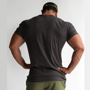 T-shirt basique à col rond pour homme PIHA SPORTS, coupe ample, manches courtes, épaules tombantes, 100% coton jersey, décontracté, séchage rapide - Product Image 2