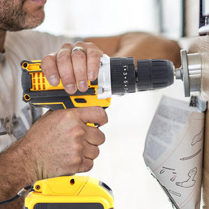 Perceuse à percussion sans fil Km 21V Max, moteur sans balais, vitesse variable, mandrin à changement rapide, avec deux batteries et chargeur - Product Image 3