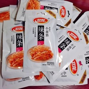 Tiras Picantes Weilong, Palitos Picantes Pequeños, Clásico <span class=keywords><strong>de</strong></span> <span class=keywords><strong>la</strong></span> Infancia, <span class=keywords><strong>Sabor</strong></span> Picante, Refrigerios Picantes Casuales y Duraderos - Product Image 2