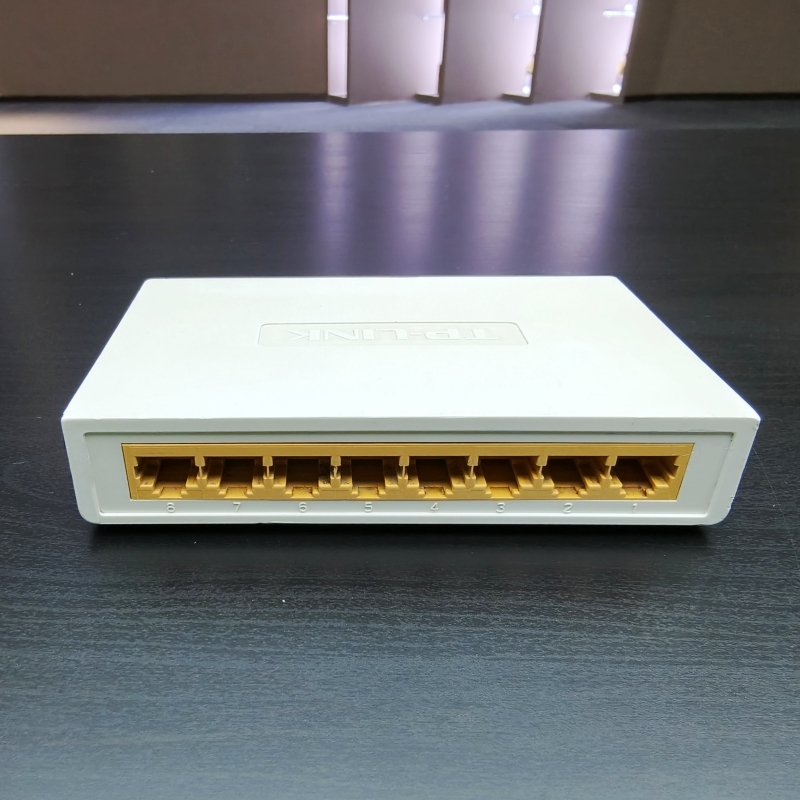BRMC TL-SF1008+ Price Used TP-LINK TL-SF1008+ 8 Port 100M Switch Ethernet Network Switch TL-SF1008+
