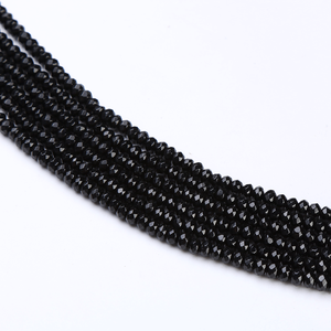 ลูกปัดพลอยตาแมวคุณภาพสูง ขนาด 8 มม. ทรงเหลี่ยมเจียระไน แสงเงา สีเทา ขัดเงาจากธรรมชาติ 2646 - Product Image 4