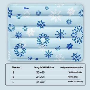 Modern <span class=keywords><strong>Cooling</strong></span> <span class=keywords><strong>Pet</strong></span> <span class=keywords><strong>Pad</strong></span> Nest Bett Boden matte für Katzen & Hunde Sommerreise-freundliches bedrucktes Tuch für heißes Wetter - Product Image 6