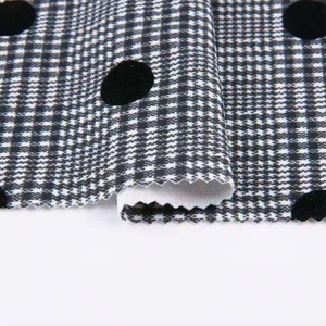 Tùy chỉnh 95% Poly 5% SP Interlock đôi dệt kim chất lượng cao Polka Dot đổ xô thân thiện với môi tái chế Scuba vải Crepe - Product Image 5