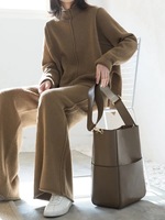 Ensemble décontracté tricoté pour femme, pantalon large et pull ample, nouvelle collection automne 2026, style rajeunissant, vente en gros