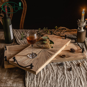 Bandeja Decorativa de Madera Rectangular con Asa, para Fotografía de Still Life Navideño, Bandeja para Servir en la Chimenea - Product Image 1