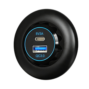 Cargador Rápido Doble USB 3.0 para Autobuses, Camiones y Trenes, 12V 24V, USB-A y Tipo-C, 5V 3.1A, Montaje Superficial - Product Image 1