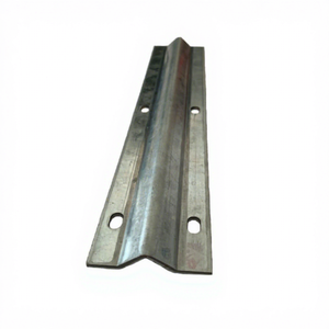 Quincaillerie coulissante Rails en fer en forme de V pour portes coulissantes, rampes, portails, fenêtres et rails - ÉCOLOGIQUE et facile à assembler - Product Image 1