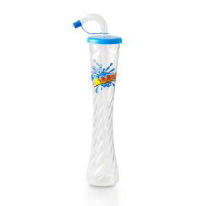 Gobelet en plastique avec paille, fabriqué au Vietnam - Product Image 4