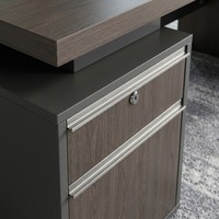 Bureau de direction moderne en panneau MDF E1, table de patron avec finition importée, bureau de gestionnaire avec bordure en PVC de 2 mm, mobilier de bureau de luxe