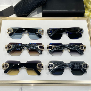 Gafas de Sol Retro Sin Marco con Líneas Metálicas, Estilo Europeo Americano para Hombre, Protección Solar para Conducir SPP133 - Product Image 2
