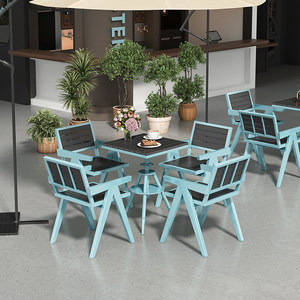 Ensemble table et chaises en composite bois-plastique et acier carbone pour l'extérieur, idéal pour les salons de thé, cours et parcs - Design carré compact et réglable - Product Image 2