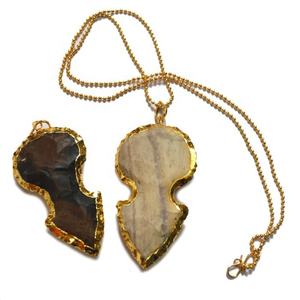 หลักประกันแก้วสีฟ้าอ่อนพร้อมสร้อยคอหัวลูกศรสันมัธยฐาน - Product Image 4