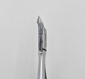 Pince à cuticules en acier inoxydable en gros, coupe-cuticules professionnel pour salon de manucure et pédicure - Product Image 6