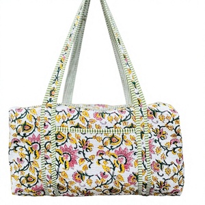 Bolso de semana acolchado de algodón grande para mujer, bolso de lona hecho a mano de estilo bohemio para viajes nocturnos y regalos para papá - Product Image 1
