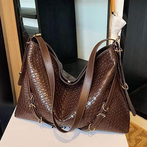 Nouveau sac à main tricoté à bandoulière pour femme, sac à dos vintage diagonal, sac à bandoulière tendance - Product Image 3