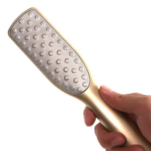 Pedicure Foot File Callus Remover Aço Inoxidável Foot Scraper Portátil Rasp Colossal Foot Grater Scrubber para Wet Dry Feet