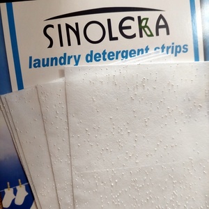 Hojas de detergente para ropa con enzimas antiolor de alta eficiencia personalizadas, tabletas de detergente sólido para cazadores de lavandería - Product Image 5