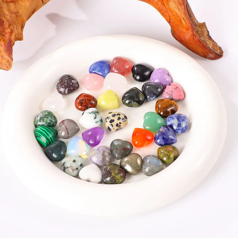 MU all'ingrosso rocce pietre cristalli pietre guarigione mix di colore quarzo naturale cuore clip per auto per i regali