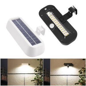 โคมไฟติดผนังโซลาร์เซลล์ LED แบบยาว กันน้ำ พร้อมเซ็นเซอร์ตรวจจับความเคลื่อนไหว สำหรับสวนและบ้าน - Product Image 1