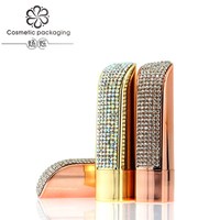 Tube de rouge à lèvres en diamant en cuir de luxe unique en or de haute qualité, fabricant de récipients rouges à bouche vide, emballage de baume à lèvres personnalisé