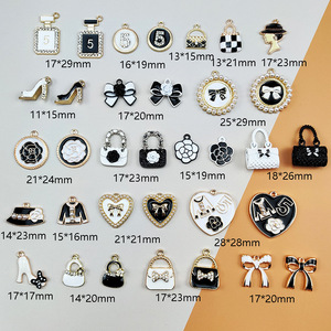 Phụ kiện trang sức <span class=keywords><strong>charm</strong></span> kim loại tự làm kiểu dáng cổ điển đen trắng thời trang dành cho nữ, trang trí túi xách, mũ, nơ, giày, nước hoa - Product Image 2