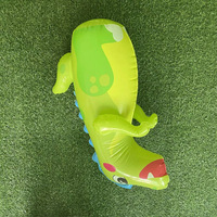 Sac de frappe gonflable en PVC personnalisé, fabriqué en usine, en forme d'hippocampe, colonne de boxe autoportante pour l'entraînement des enfants