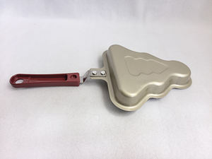 กระทะโลหะสำหรับทอดไข่ทำจากเหล็กกล้าคาร์บอนรูปทรงต้นคริสต์มาสขนาดเล็กกระทะทอดแพนเค้กและไข่เจียวอาหารเช้าขนาดเล็ก - Product Image 4