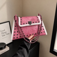 Sac à bandoulière à rabat avec rivets, style coréen Y2K, en faux daim, avec garniture en polaire blanche, mignon, pour le quotidien, la rue et les soirées