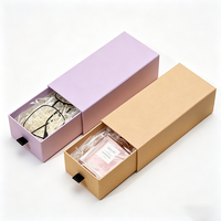 Boîtes cadeaux coulissantes multicolores personnalisées OEM ODM en carton rigide avec languettes de tirage, gaufrage et doublure en éponge pour bijoux et petits cadeaux