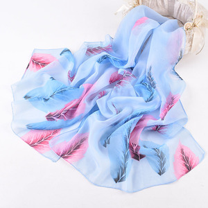 Scialle di Chiffon 150*50cm personalizzabile in cotone/foglia di seta motivo caldo nuovo autunno amichevole scialle da <span class=keywords><strong>donna</strong></span> di lusso primavera 2025 - Product Image 1