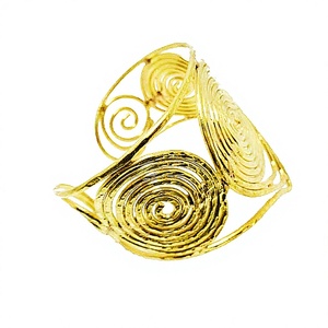 Brazalete de Latón Ancho Clásico Chapado en Oro, Diseño Nuevo 2021, Hecho a Mano, Regalo para Mujer, Boda, Fiesta - Product Image 2