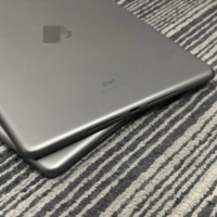 Vente en gros à bas prix d'iPad 9.7 (2018) d'occasion, original, 128 Go, 2 Go de RAM, avec écran tactile de 9,7 pouces, système d'exploitation iPad OS 11.3