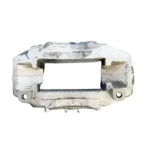 Étriers de frein arrière droit en carbone-céramique pour 650S, 625C, 675LT, MP4-12C, 11C0486CP pour 4 <span class=keywords><strong>pistons</strong></span> dans les voitures de course <span class=keywords><strong>AP</strong></span>. - Product Image 5