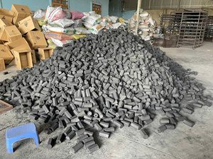 High Quality OEM ODM Vietnam Export <b>Coconut</b> <b>Shell</b> BBQ Charcoal Briquettes High Heat Smokeless Eco Friendly Fuel Available - Product Image 3