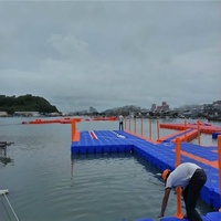 Bloques modulares de HDPE resistentes a los rayos UV para suministros marinos Pasarela flotante Plataforma de puente flotante Jet Ski Boat Dock