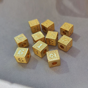 Zircon ทองเหลืองสำหรับเด็กหนึ่งสองสามสี่ห้าหกแปดเก้าศูนย์จำนวนลูกบาศก์บล็อกเครื่องประดับแฟชั่นจี้เสน่ห์ - Product Image 3