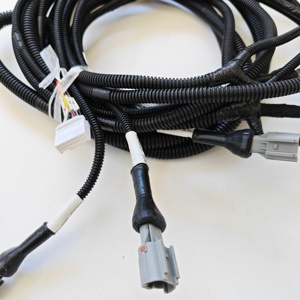 Conjunto de Cable de Cobre Estañado Personalizado con Aislamiento de PVC y Conectores JST para Automoción y Electrodomésticos - Clasificación IP66 - Product Image 6