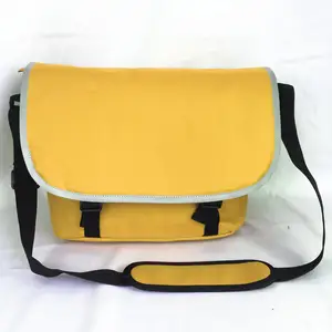 2024 Nieuwe Designer Lichtgewicht Herbruikbaar Ademend Comfortabel Mode Stijlvolle Custom Mannelijke Crossbody Man Schouder Messenger Bag