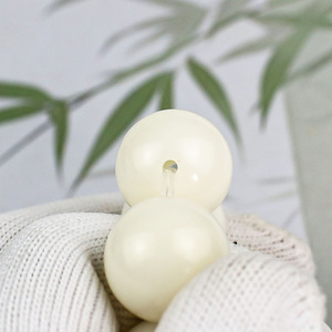 White Bodhi Root <b>Bracelet</b> 17mm Round Beads Unisex Religious Jewelry Collectible Cultural Accessory - Product Image 2