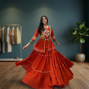 Lehenga Choli Rojo Bordado para Mujer, Traje Tradicional Indio Pakistaní, Vestido Largo para Boda o Fiesta, Algodón, Corte Regular - Product Image 5