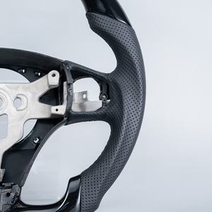 Volant personnalisé en fibre de carbone pour Chevrolet <span class=keywords><strong>Corvette</strong></span> C6 2012 2013 Grand Sport - Product Image 4