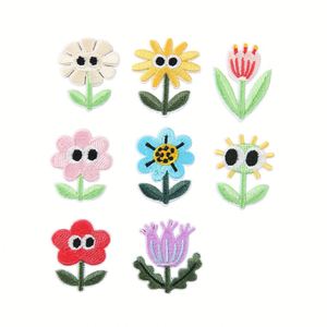 Mini Patch Brodé Thermocollant DIY 1-5cm avec Motif Fleur et Feuille de Dessin Animé, Petite Abeille – Écologique pour Vêtements, Sacs, Porte-clés - Product Image 3