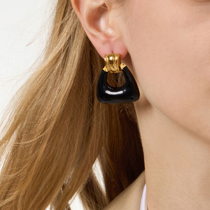 Boucles d'oreilles pendantes géométriques en forme de U en acier inoxydable, combinaison noir et blanc, bijoux tendance - Product Image 3
