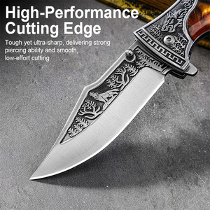 Cuchillo táctico plegable al por mayor con grabado <span class=keywords><strong>de</strong></span> lobo, mango <span class=keywords><strong>de</strong></span> resina y madera personalizado, cuchillo <span class=keywords><strong>de</strong></span> bolsillo para supervivencia al aire libre, cuchillos <span class=keywords><strong>de</strong></span> caza, varios estilos - Product Image 3