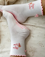 Chaussettes de Pilates personnalisées à faible MOQ, conception rapide, vente en gros, chaussettes de yoga antidérapantes de haute qualité, vente chaude, anti-boulochage, 100 % coton, pour femmes