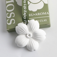 Diffuseur de parfum en cire d'argile parfumée en forme de fleur pour armoire et voiture, désodorisant d'ambiance à l'huile essentielle