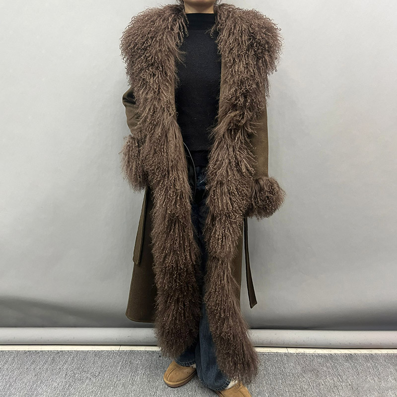 Best Selling Mongolian Clothing Quality Real Fur Coats for Winter